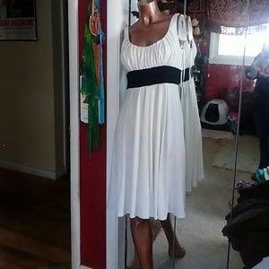 Nine West White summer time Dress